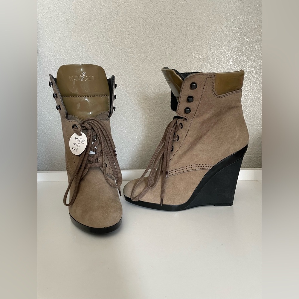 Hogan Taupe Lace-Up Ankle Boots Italy 36.5 USA 6.5 - Picture 2 of 8